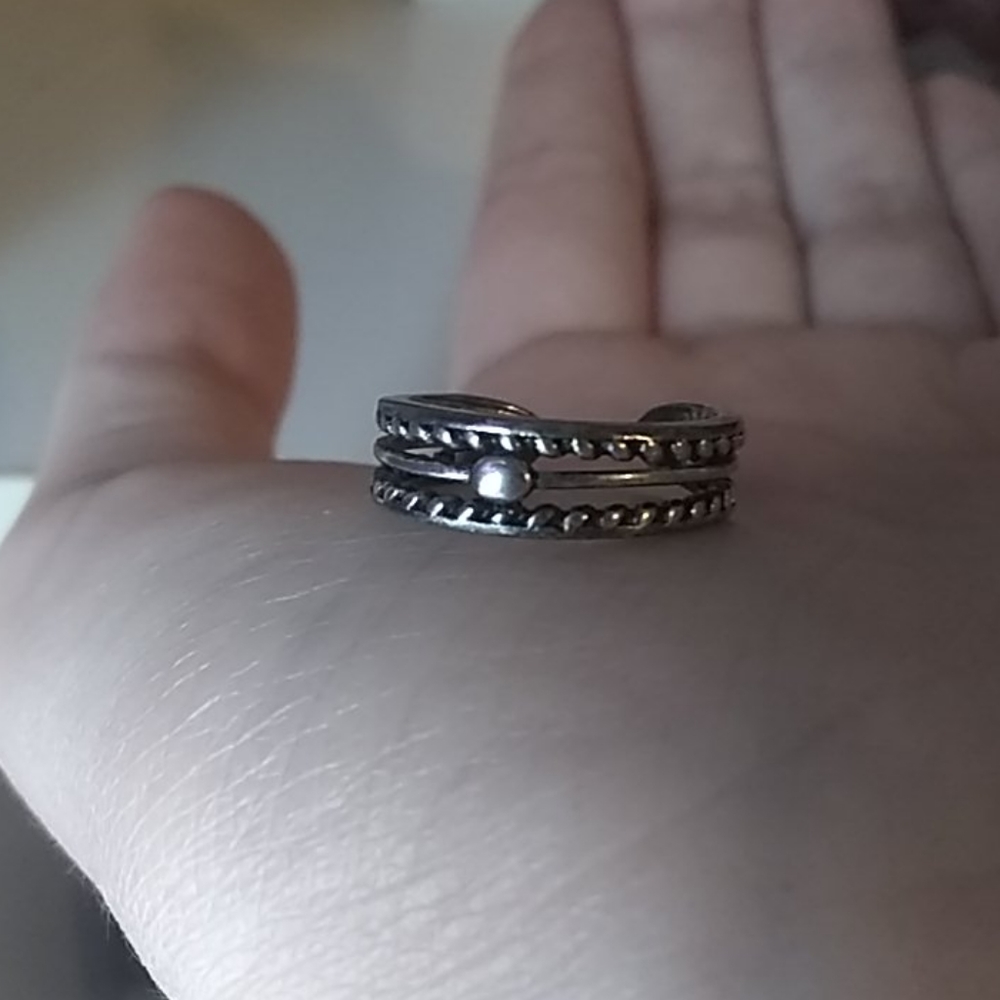 Ring - Picture 7 of 7